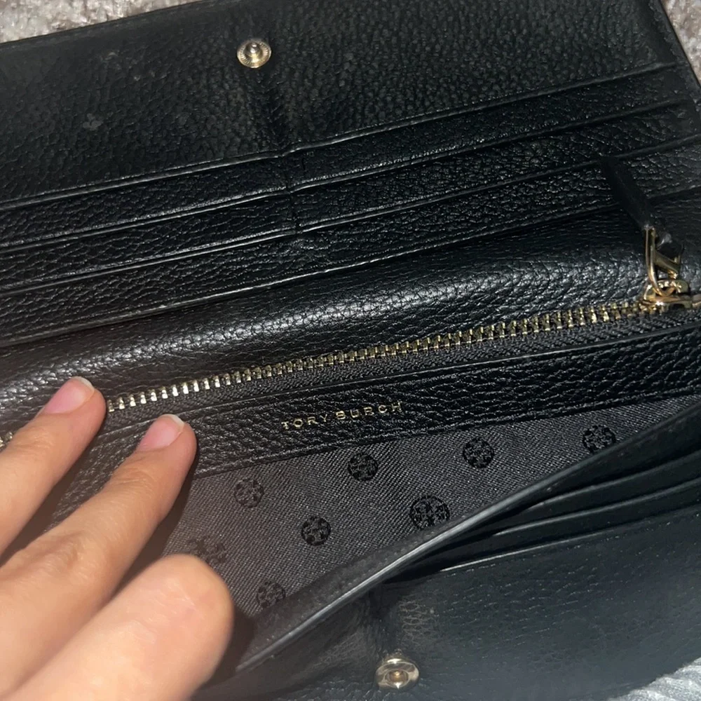 Tory Burch wallet - Picture 6 of 10
